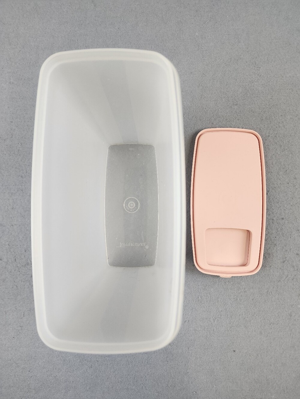 Vintage Tupperware Super Cereal Storer 1588-Sheer Base With Pink Pouring Lid - Picture 4 of 5